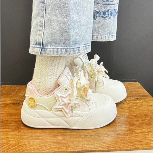 kawaii star sneakers