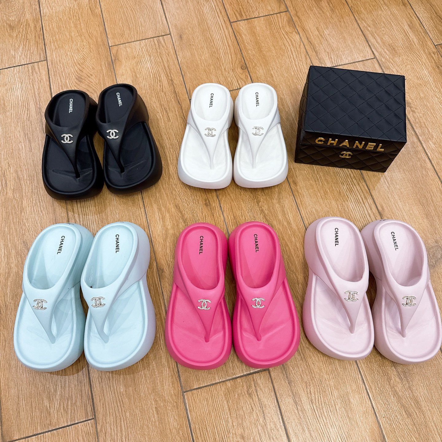 CC flip flops