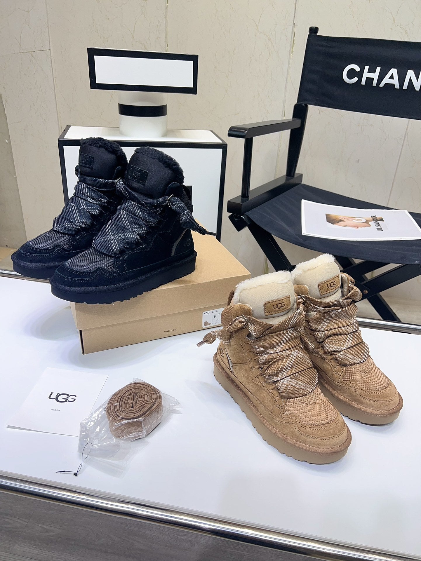 hightop thick lace sneakers